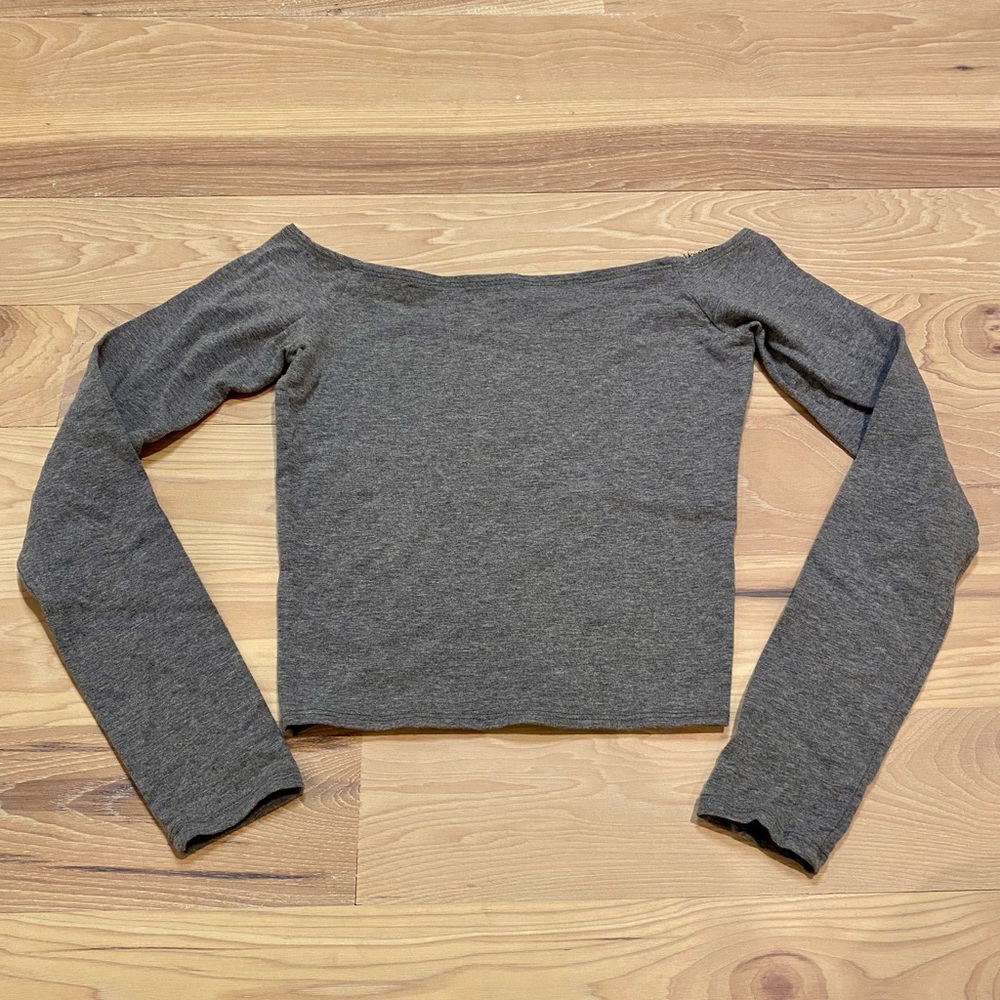 Abercrombie & Fitch Grey Crop top